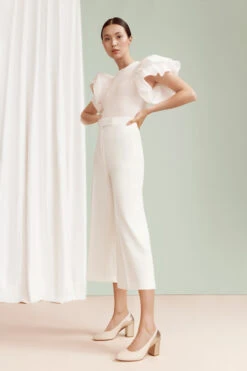 Content Anemone Wit Bruidsschoenen